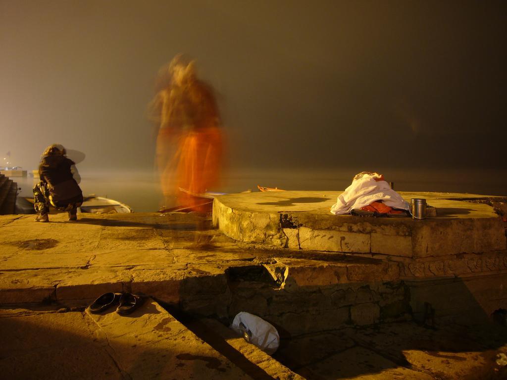 Grg Shanti Guest House Varanasi Near Manikarnika Ghat Exterior foto