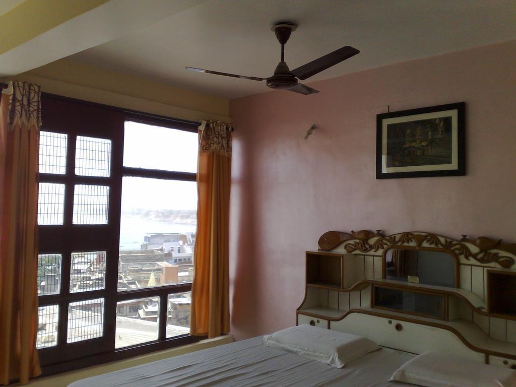 Grg Shanti Guest House Varanasi Near Manikarnika Ghat Cameră foto