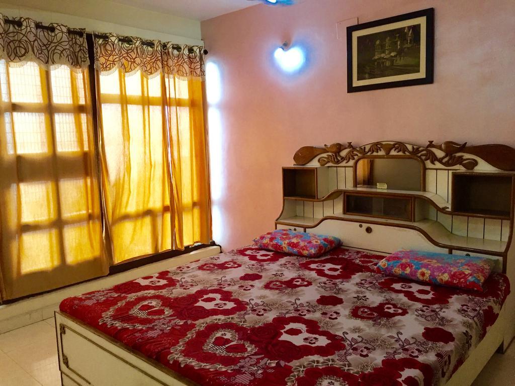Grg Shanti Guest House Varanasi Near Manikarnika Ghat Exterior foto